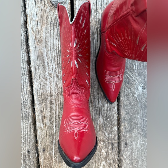 Vintage Acme Red Starburst Design Cowboy Boots - Picture 1 of 8